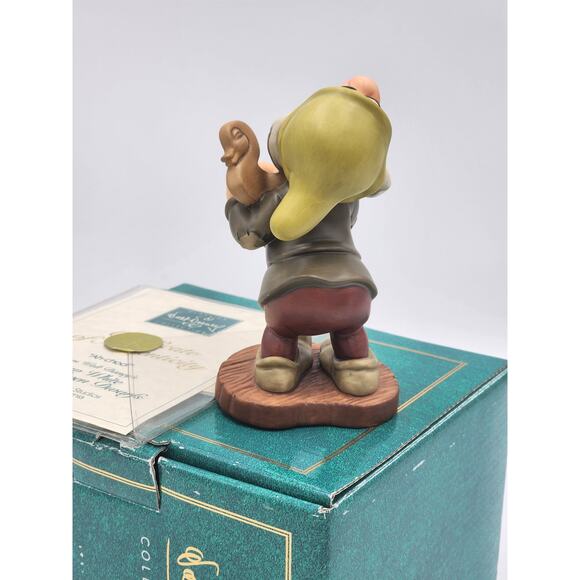 WDCC Sneezy Snow White Seven Dwarfs “Ah-Choo!” Disney Retired Vintage COA Box - Picture 7 of 16